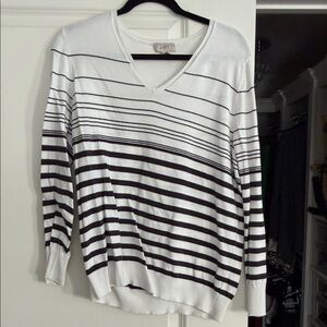 LOFT Cream Knit v-neck Sweater